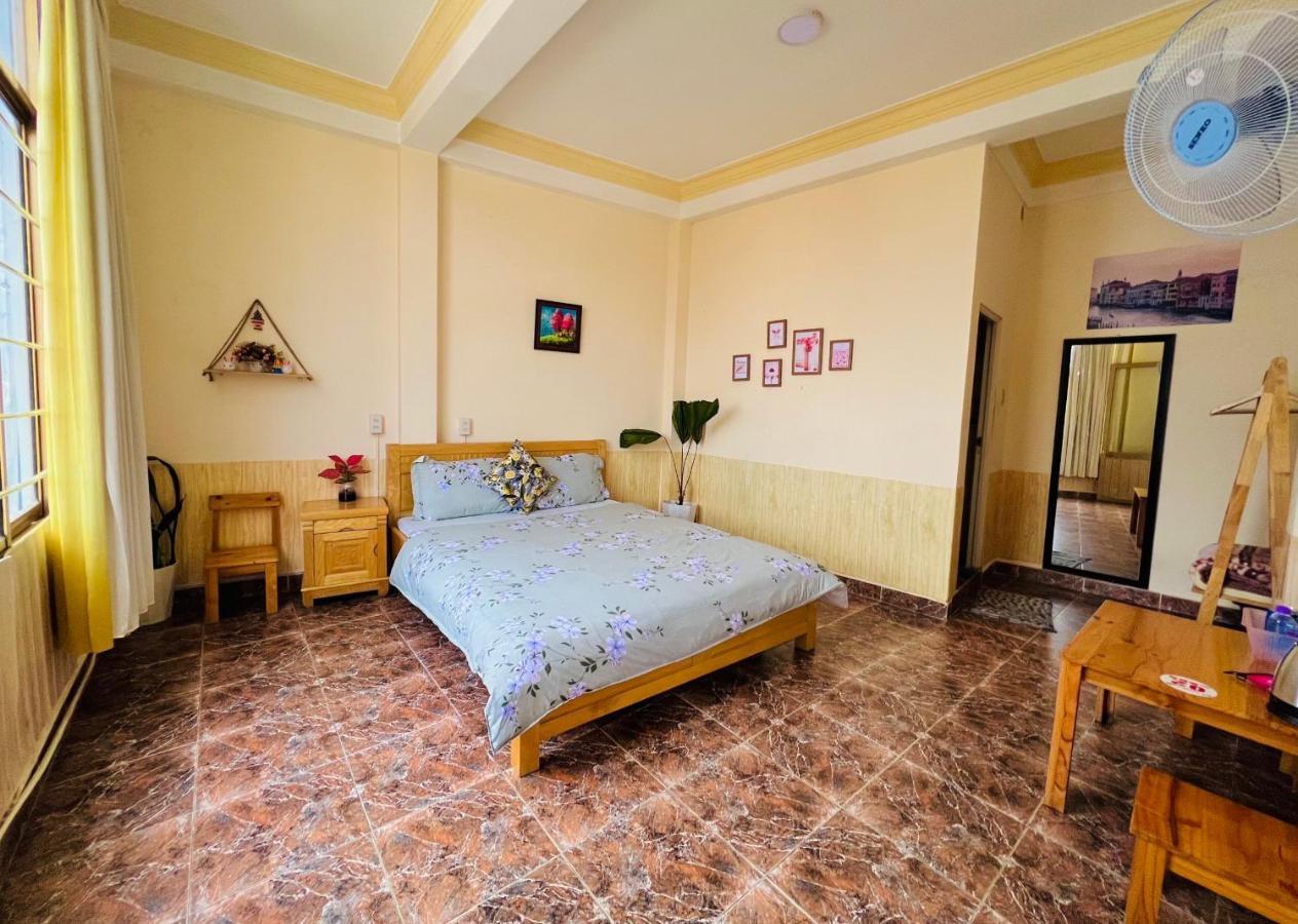 Hostel Nu Cuoi Xinh Đà Lạt Exterior foto